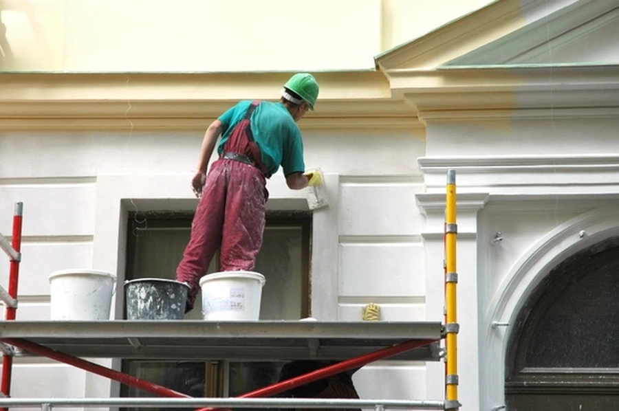 How Drywall Contractors Prepare Surfaces For Exterior Painting in Harrisonburg, VA